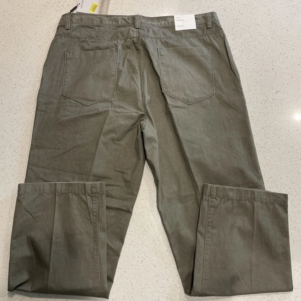 NWT‎ Calvin Klein Pants Mens 38x30 Gray Straight Dress Modern Casual